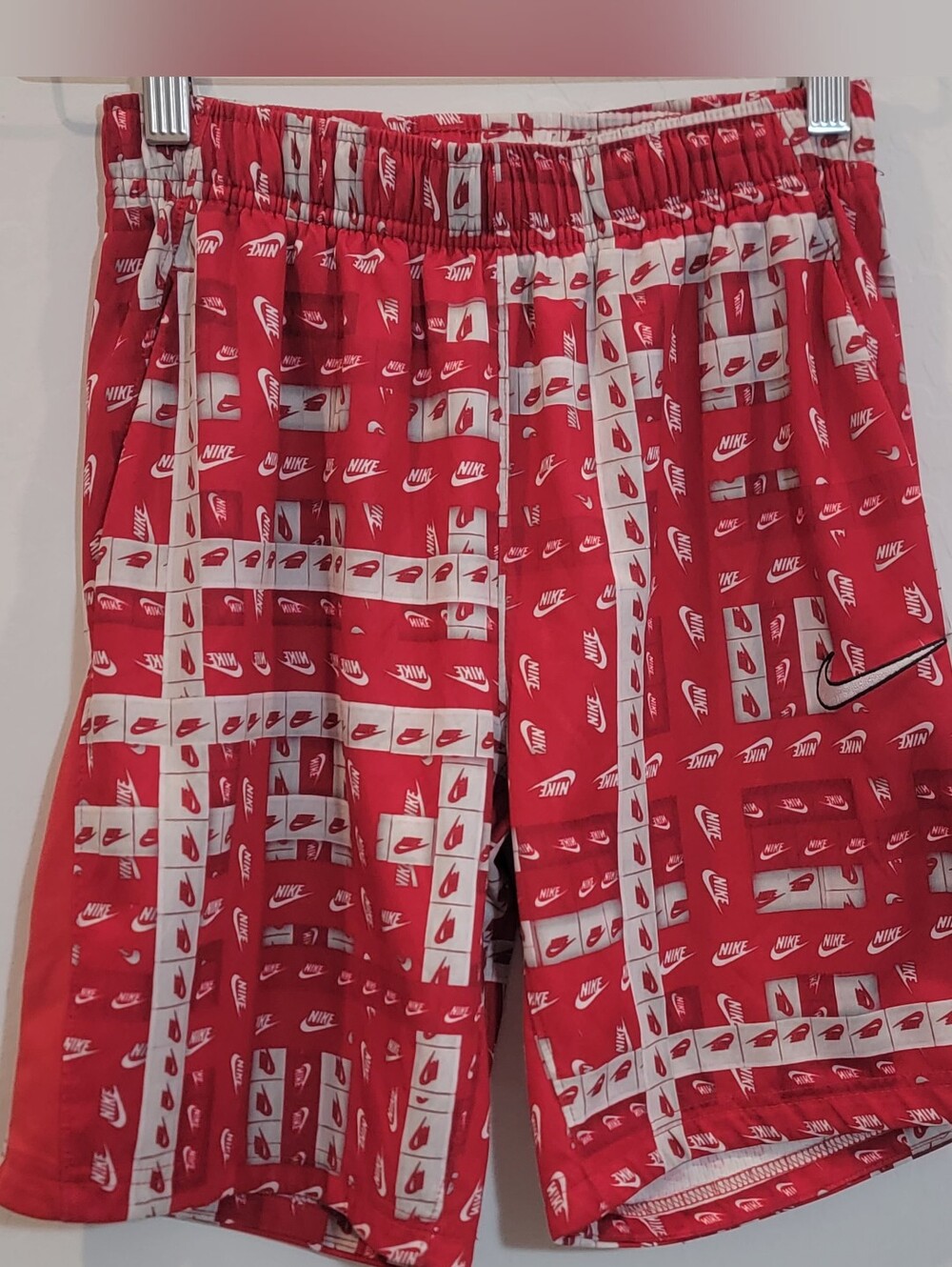 Nike Logo Swim Shorts Boys Medium Mesh Lined Red White Pockets